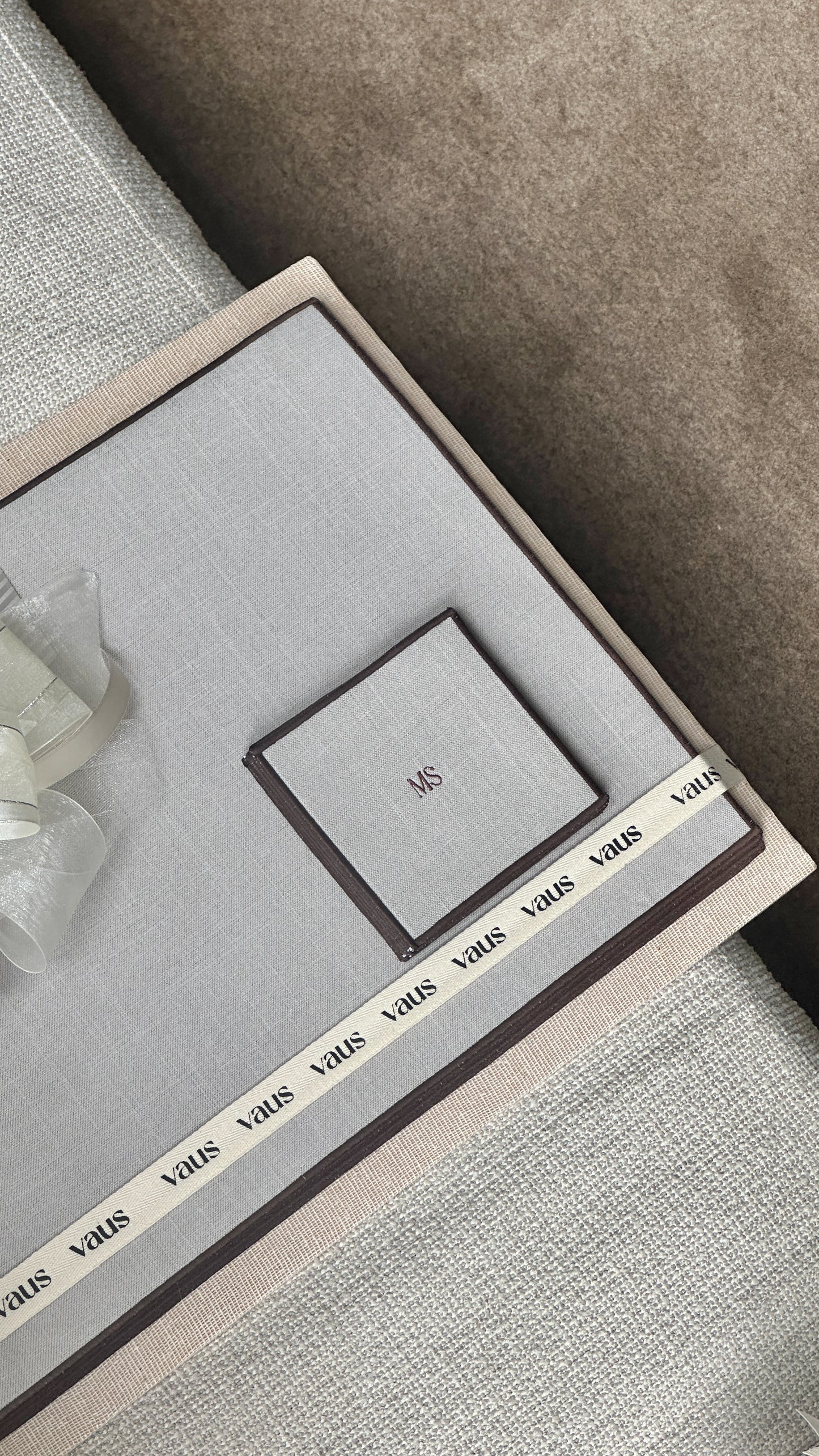 SET INDIVIDUALES + PORTA VASOS